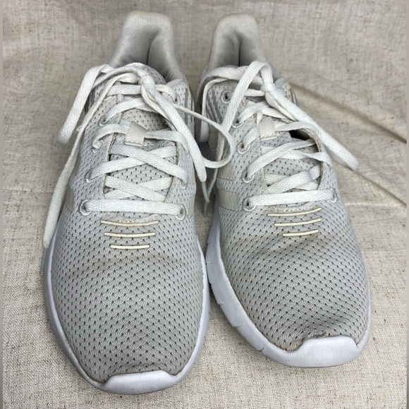 Adidas Cloud White Asweerun Running Shoes Size 6.5 - Picture 11 of 13